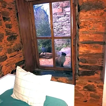 Casinha Do Talasnal Lousa (Coimbra)