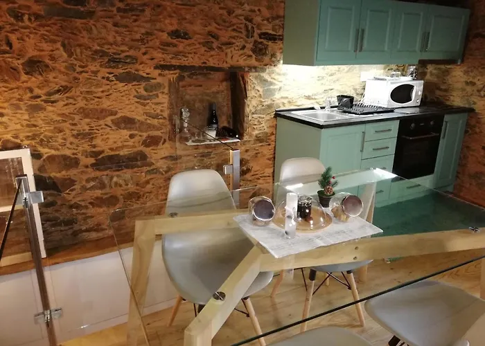 אכסניה Casinha Do Talasnal לאוסה